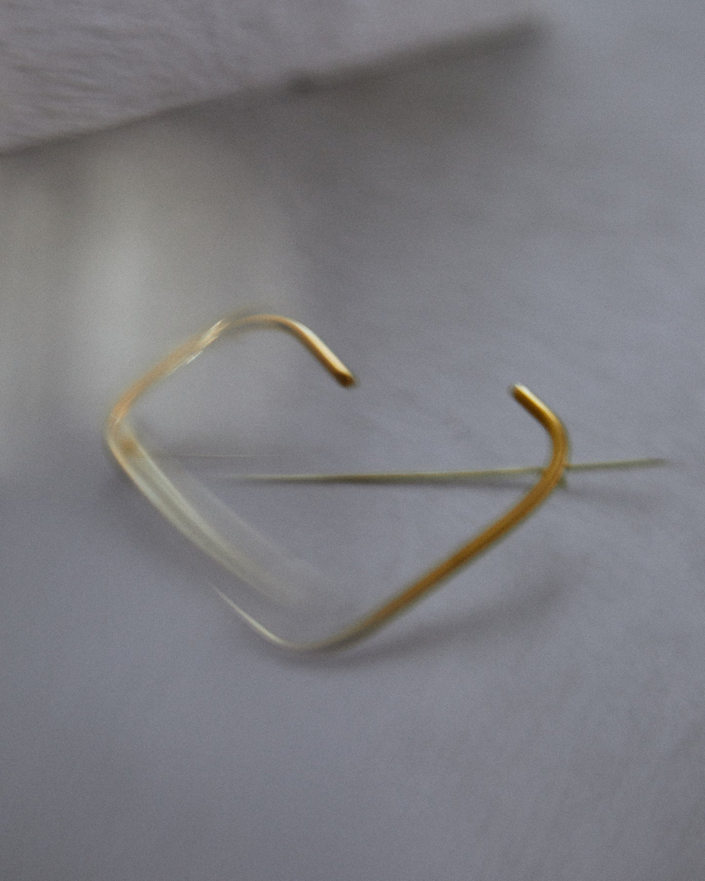 INCOMPLETE SQUARE BROOCH