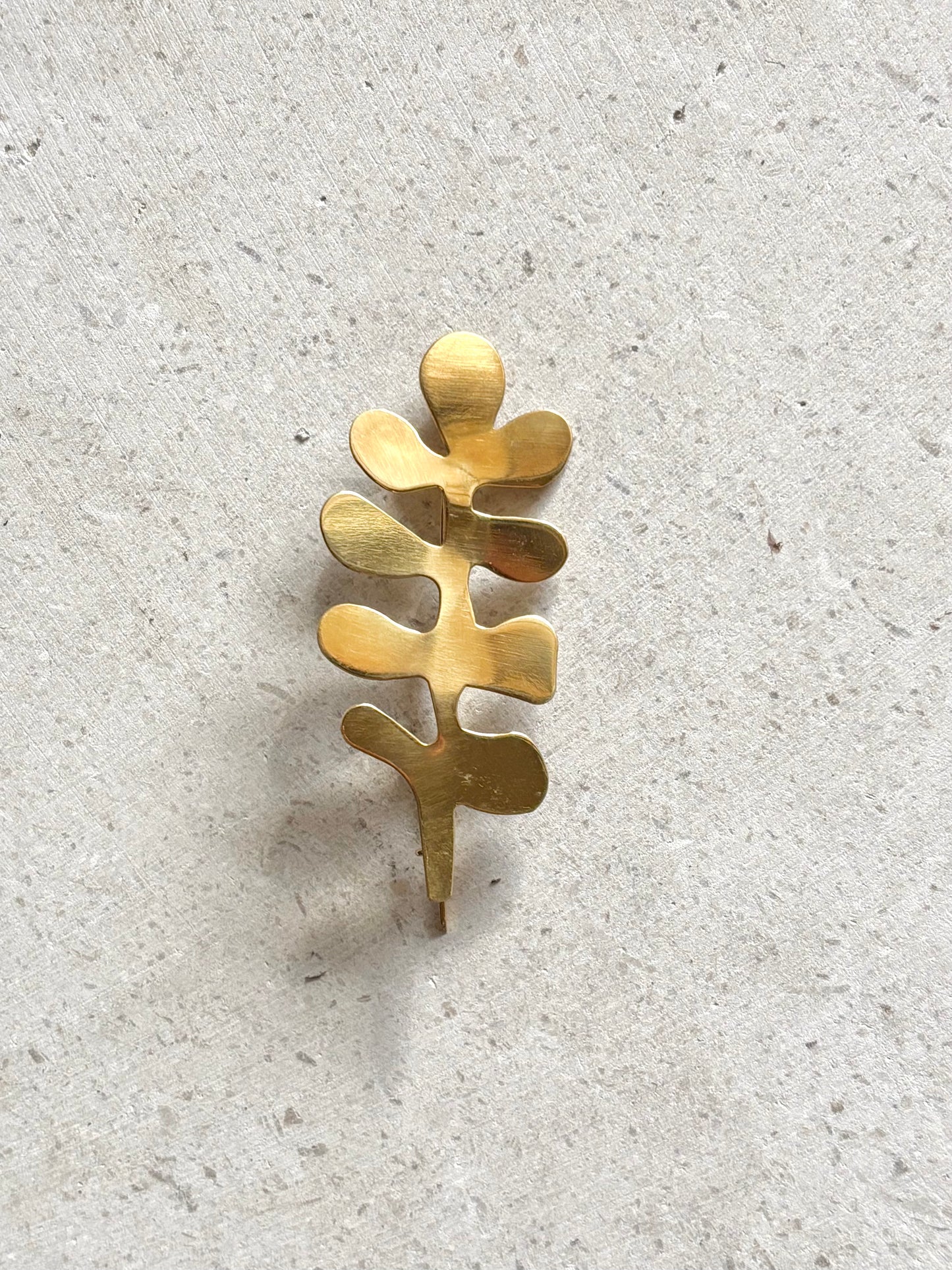 OAK BROOCH