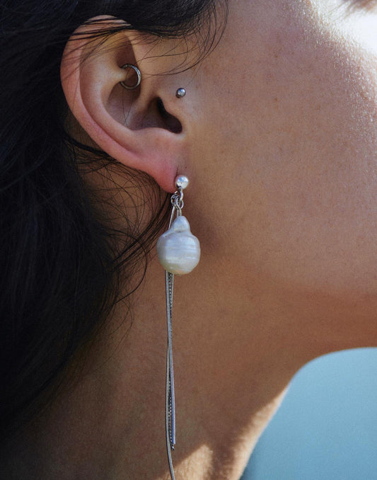 BAROQUE PEARL EARRINGS