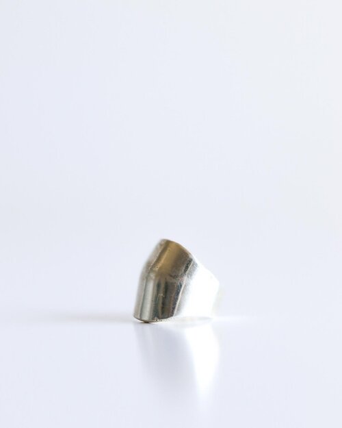 Unsolid Ring UNCOMPLICATED RING – THE ALL